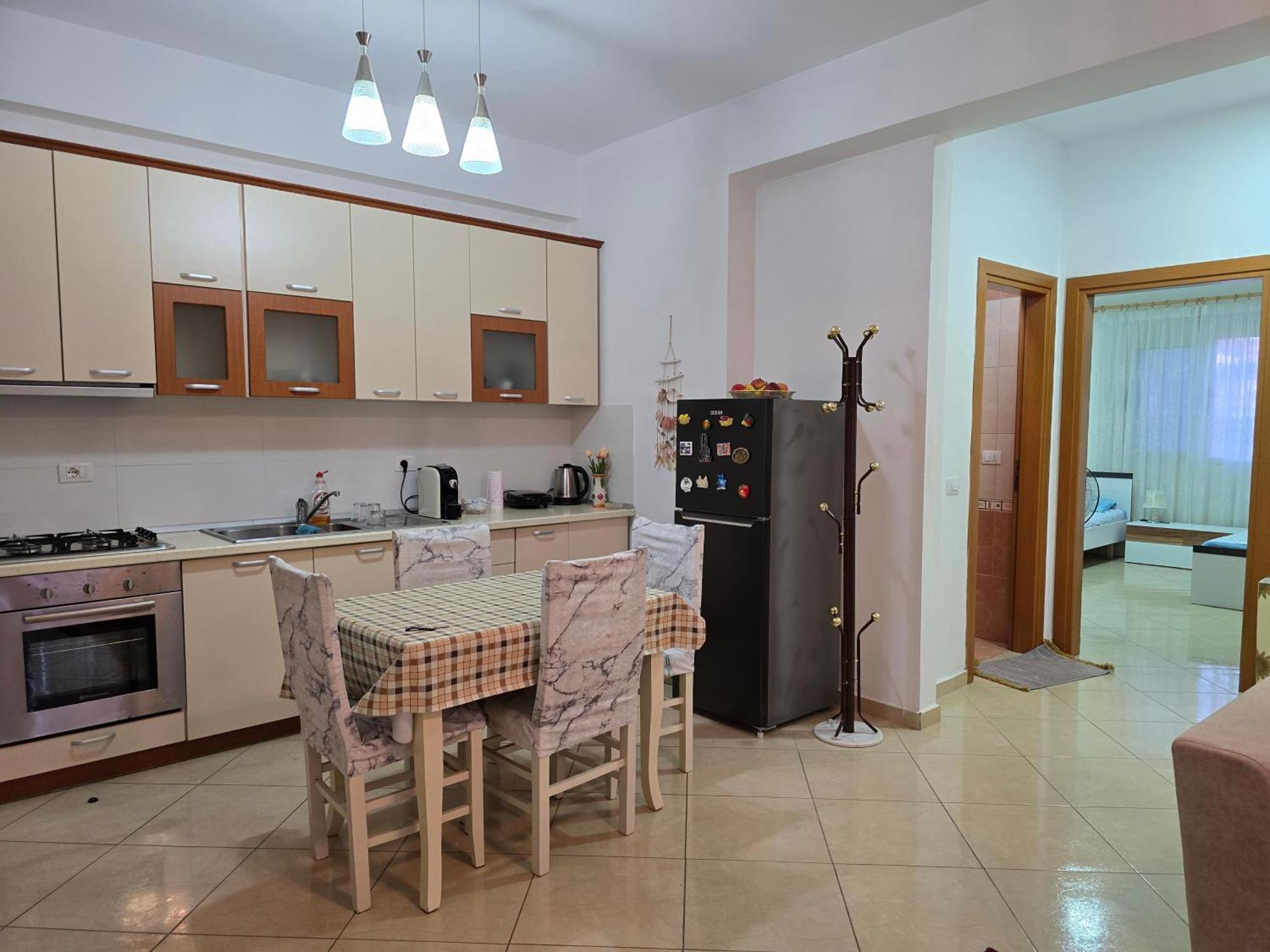 Modern , Quiet , Family Friendly & Fully Furnished Apartment Vlorë 外观 照片