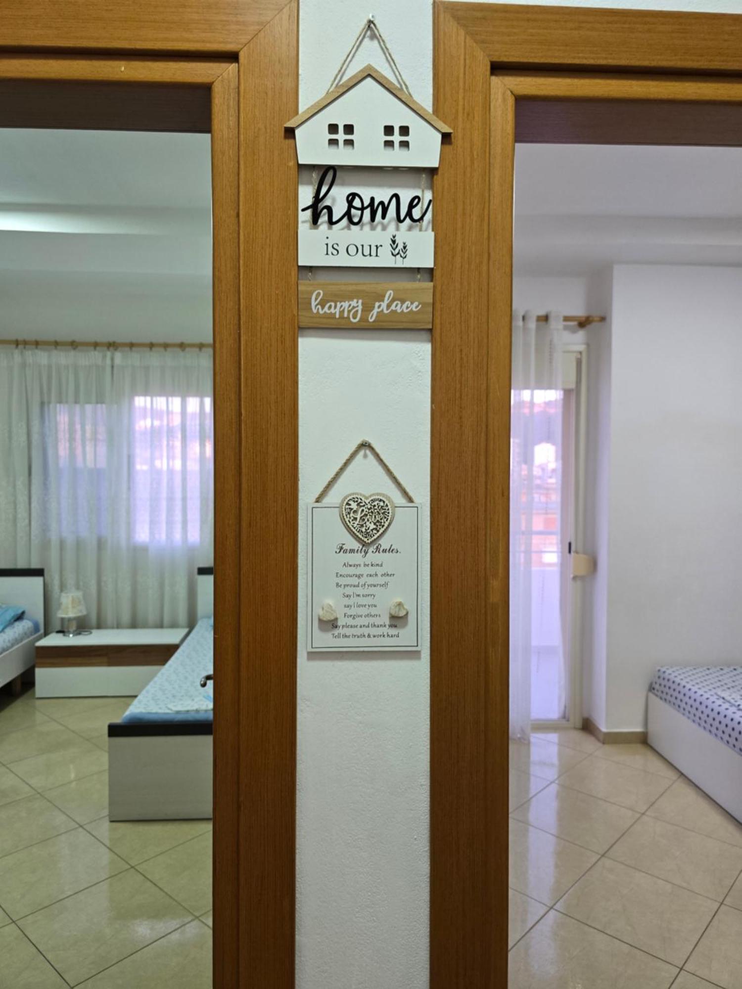 Modern , Quiet , Family Friendly & Fully Furnished Apartment Vlorë 外观 照片