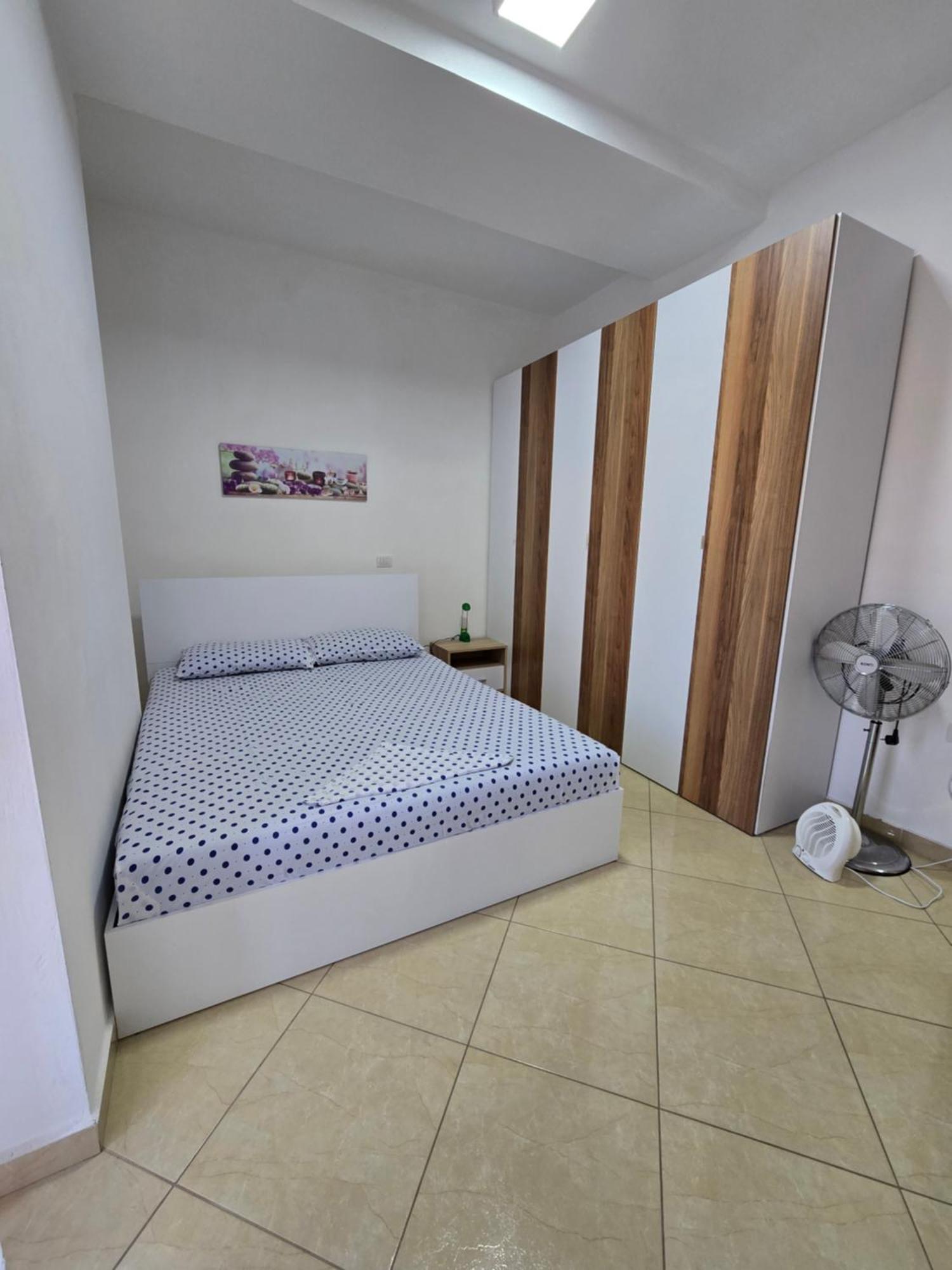 Modern , Quiet , Family Friendly & Fully Furnished Apartment Vlorë 外观 照片
