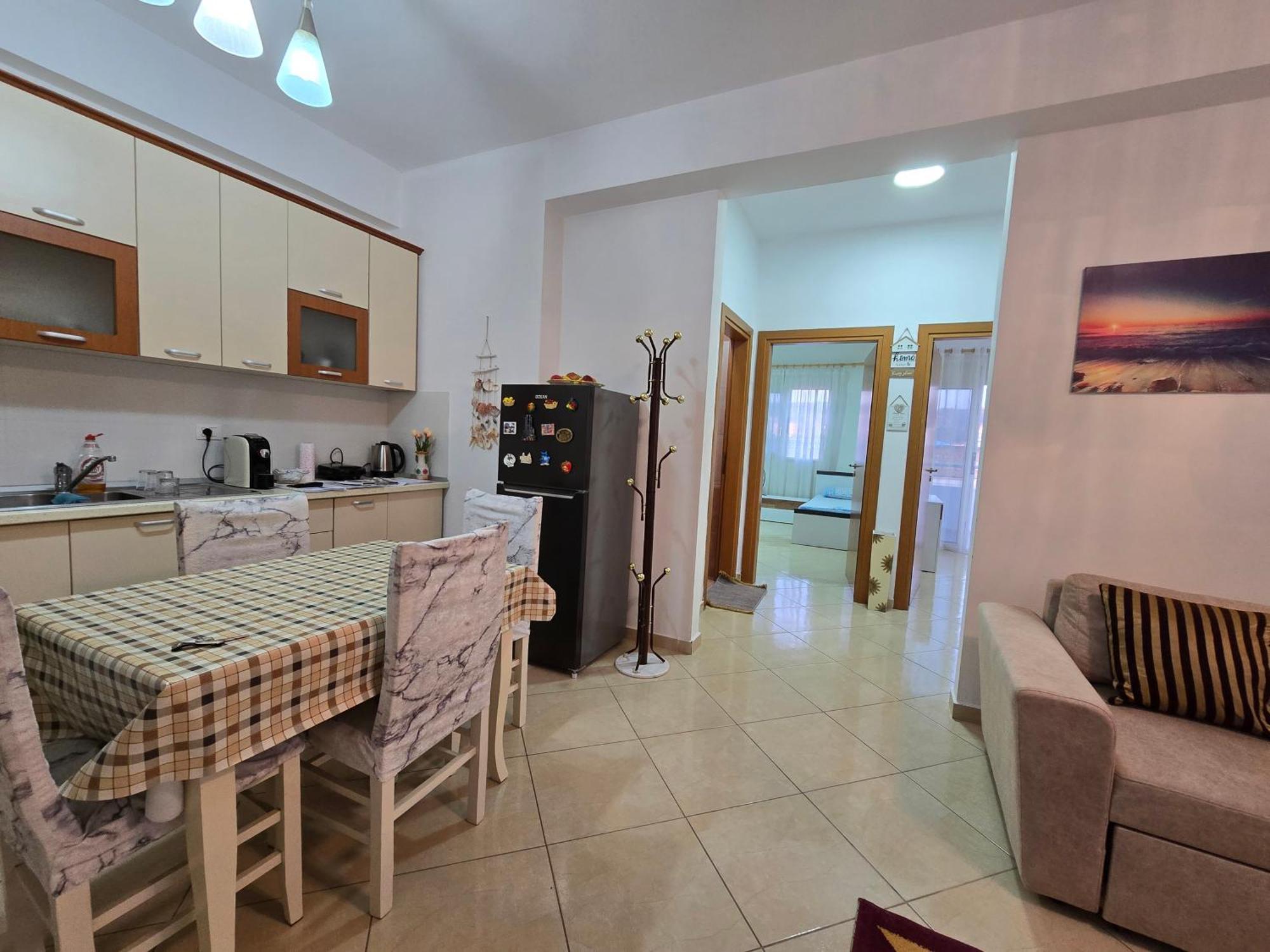 Modern , Quiet , Family Friendly & Fully Furnished Apartment Vlorë 外观 照片