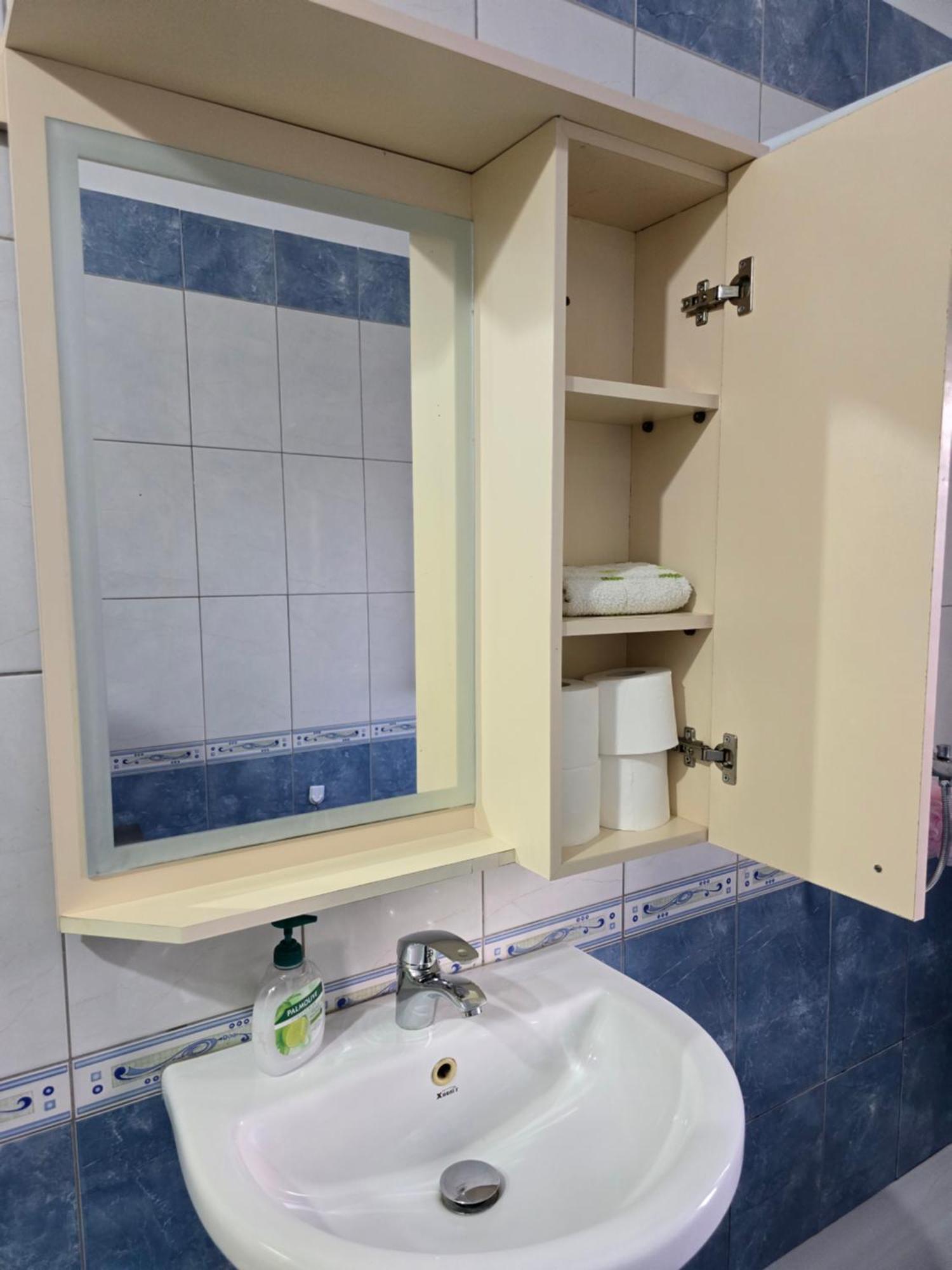 Modern , Quiet , Family Friendly & Fully Furnished Apartment Vlorë 外观 照片